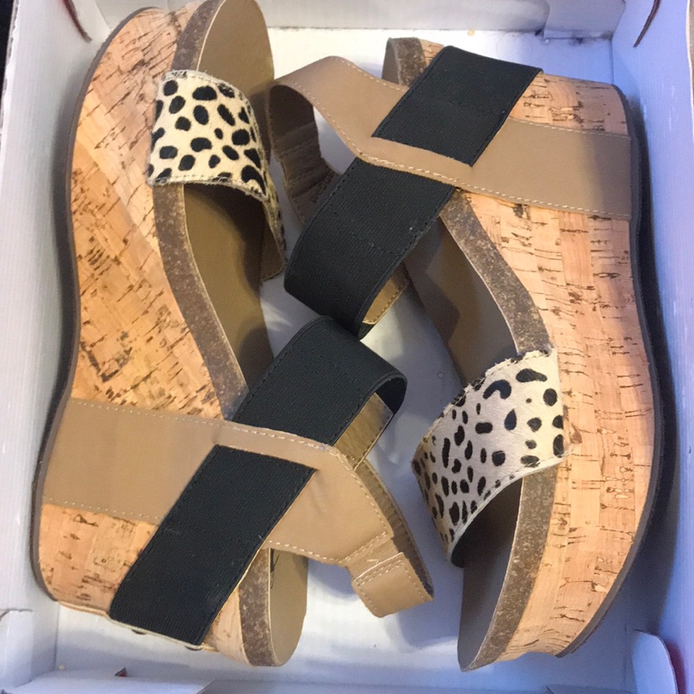 animal print wedges